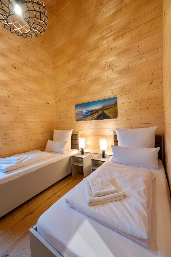 Netten Naturerlebnis Holz-Chalets Daun Eksteriør bilde