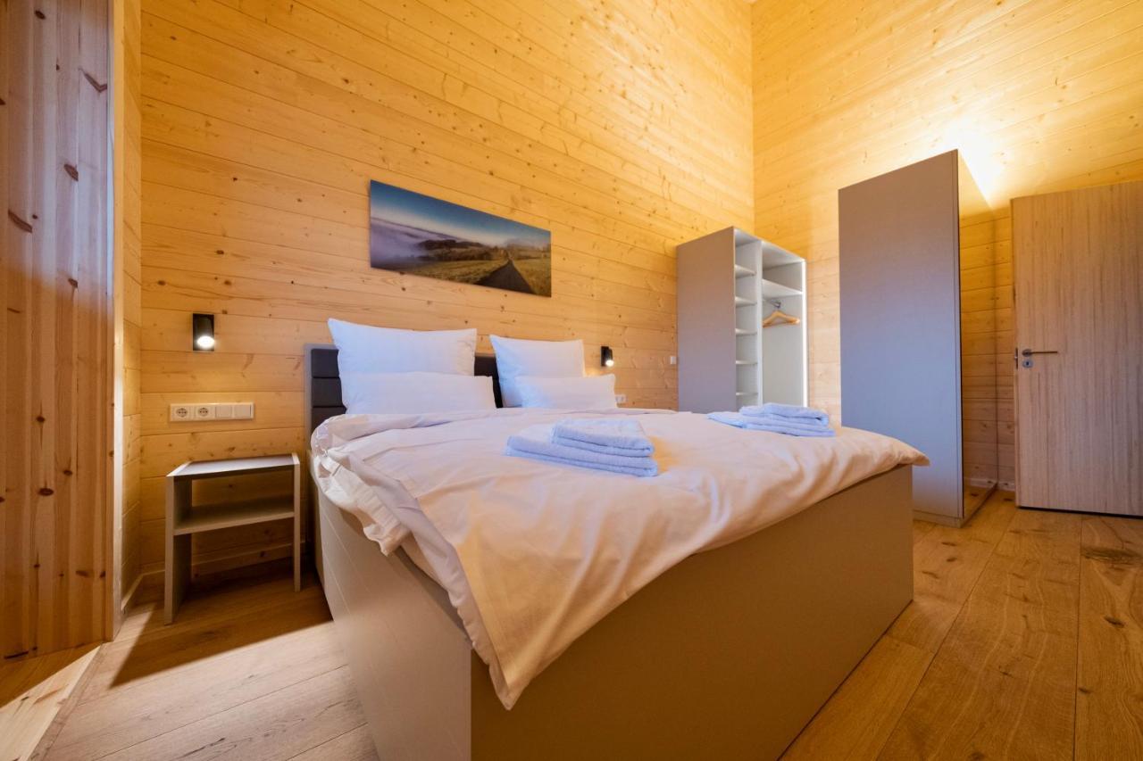 Netten Naturerlebnis Holz-Chalets Daun Eksteriør bilde