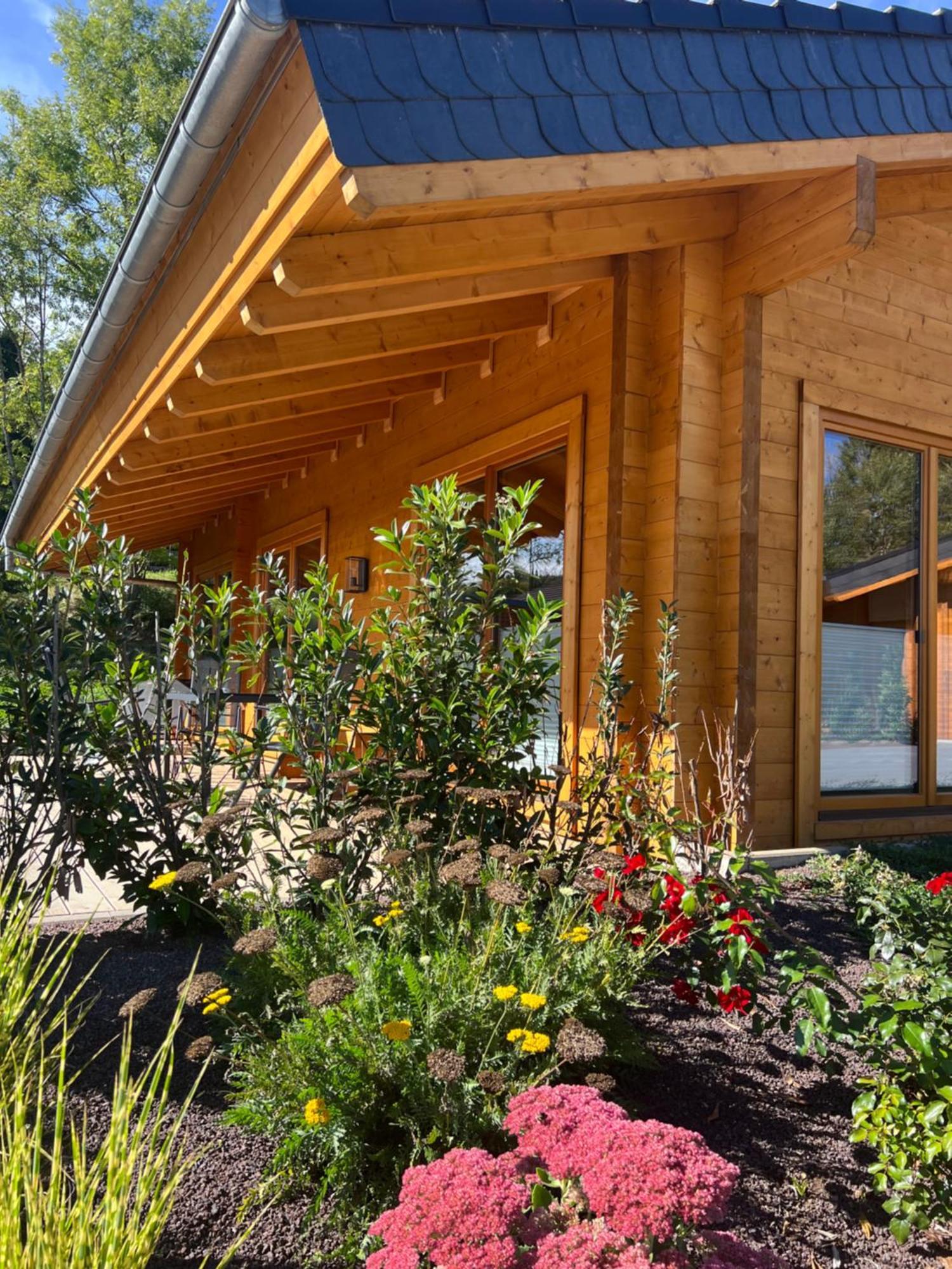Netten Naturerlebnis Holz-Chalets Daun Eksteriør bilde
